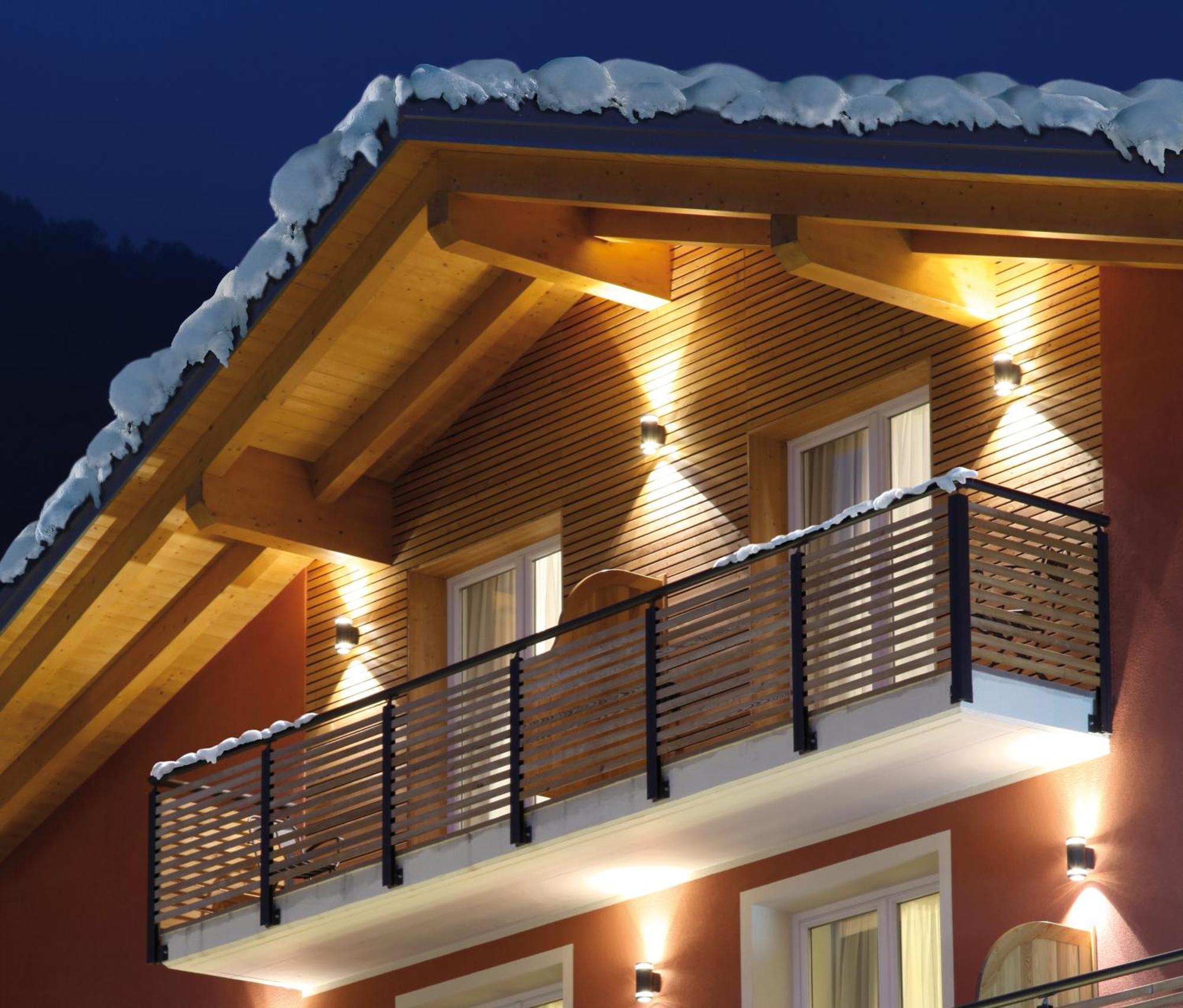 Hotel Gran Vacanze Rooms & Apartments 迪马罗 外观 照片