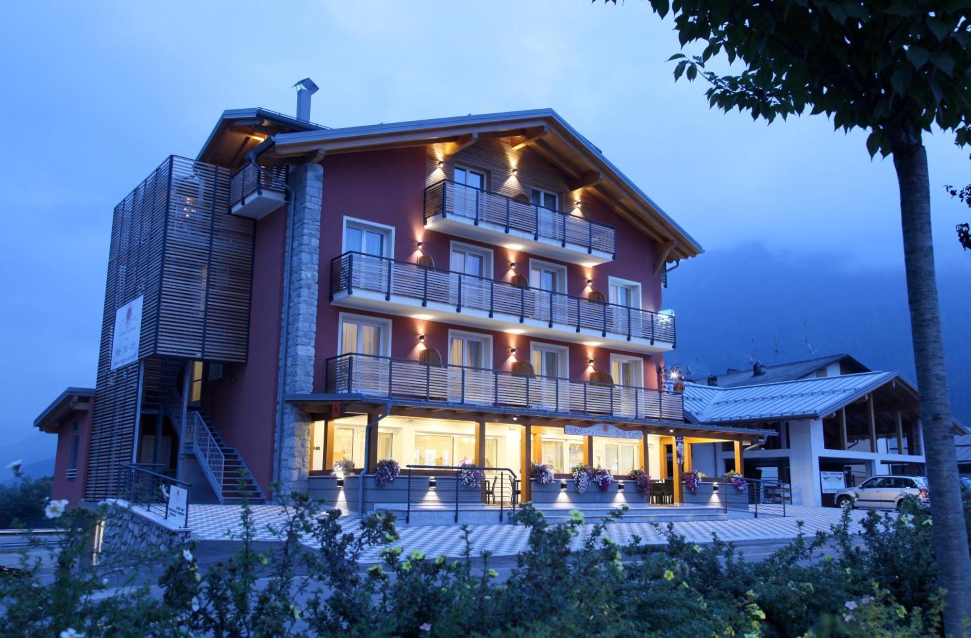 Hotel Gran Vacanze Rooms & Apartments 迪马罗 外观 照片
