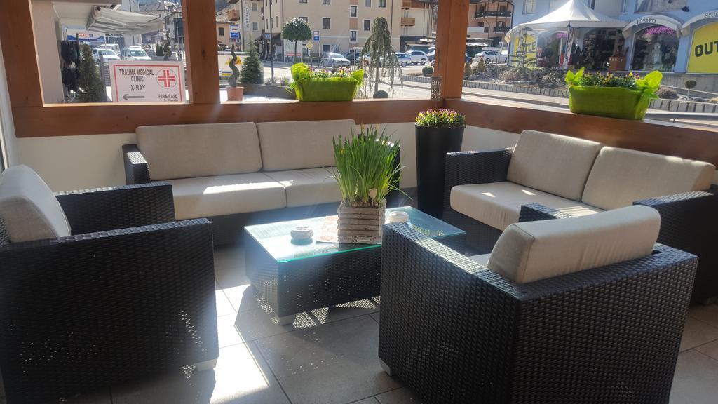 Hotel Gran Vacanze Rooms & Apartments 迪马罗 外观 照片
