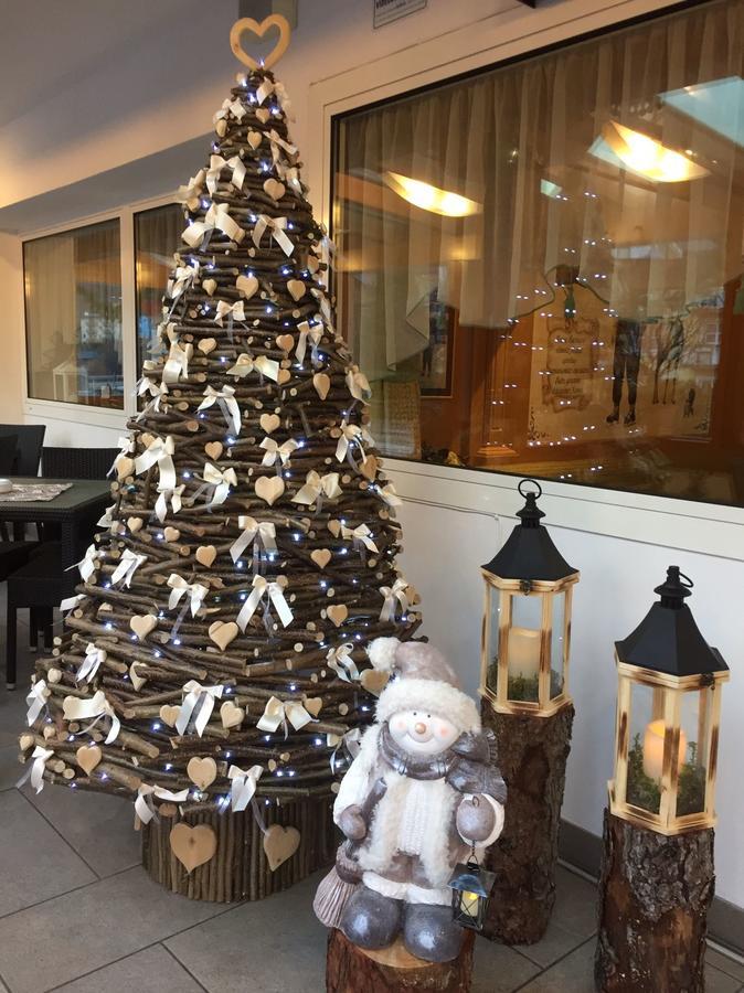 Hotel Gran Vacanze Rooms & Apartments 迪马罗 外观 照片